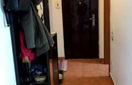 Garsoniera cu suprafata generoasa, in zona linistita!