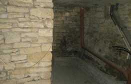  Casa de 240 mp utili cu 240 mp de teren!