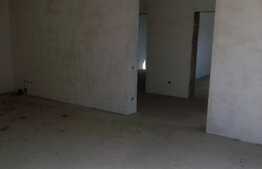  Casa de 240 mp utili cu 240 mp de teren!