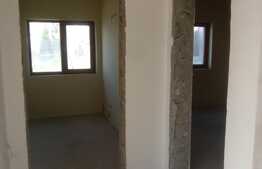  Casa de 240 mp utili cu 240 mp de teren!