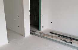 Duplex cu CF, 180mp utili, 370 mp teren, zona Valea Chintaului!