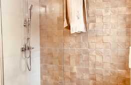 Apartament cu 3 camere pe strada Augustin Presecan!!