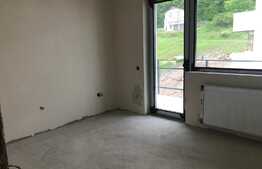 Priveliste Superba! 3 camere, decomandat, 72 mp, garaj+boxa, pod, zona Sub Cetate