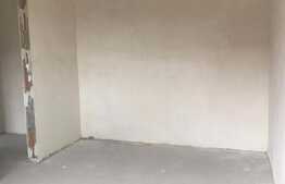 Apartament 3 camere, doua bai, semifinisat, garaj, zona Sub Cetate 