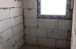 Casa cuplata de vanzare, 120 mp, 4 camere, teren 300 mp, Zona Florilor 