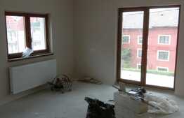 De vanzare casa individuala, 160 mp, teren 790 mp, zona de case!