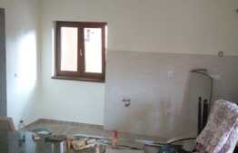 De vanzare casa individuala, 160 mp, teren 790 mp, zona de case!