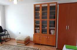 2 camere, decomandat, 52 mp, zona strazii Parang