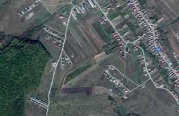 Teren intravilan, 9850 mp, cu doua fronturi stradale, in zona rezidentiala din Chinteni