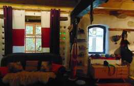 Casa individuala, 200 mp, 1300 mp teren, zona foarte frumoasa de case in Faget!