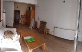 Daca nu vrei sa fii deranjat de persoanele care locuiesc deasupra ta atunci ai gasit locuinta mult cautata... 