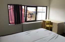 Casa 90 mp, 3 camere, terasa 40 mp, parcare, zona Plevnei