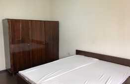 Casa 90 mp, 3 camere, terasa 40 mp, parcare, zona Plevnei
