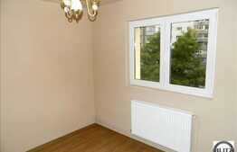 2 camere de vanzare, renovat recent