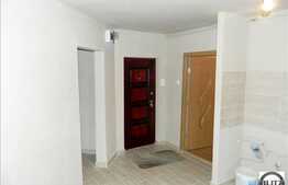 2 camere de vanzare, renovat recent
