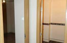 2 camere de vanzare, renovat recent