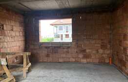 Duplex de vanzare, 114 mp, 4 camere, semifinisat, zona Vivo!