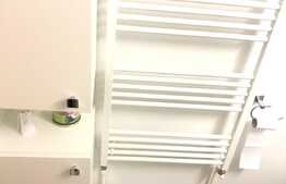 Apartament de revista, Ultrafinisat, 4 camere decomandat, 82 mp utili, 2 bai, 2 balcoane, parcare.