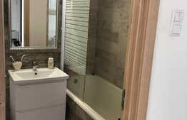 Apartament de revista, Ultrafinisat, 4 camere decomandat, 82 mp utili, 2 bai, 2 balcoane, parcare.