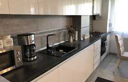 LUX, 3 camere, la cheie, 78 mp, garaj, zona VIVO