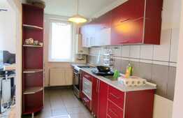 Apartament cu 2 camere, 59 mp, loc de parcare! Zona strazii Eroilor!
