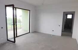 Acces restrictionat, suprafata generoasa, loc de parcare, zona strazii Avram Iancu, Floresti