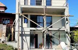 De vanzare casa individuala 220 mp utili, 320 mp teren, Andrei Muresanu!