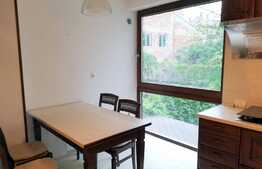 Proprietate exclusivista, 200 mp, 5 camere, 250 mp teren, garaj, zona strazii Horea!