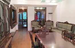 Proprietate exclusivista, 200 mp, 5 camere, 250 mp teren, garaj, zona strazii Horea!
