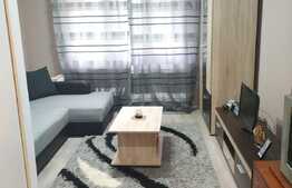Reducere de pret!!! Apartament 3 camere, decomandat, 70 mp, zona strazii Plopilor