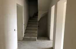 Duplex de vanzare, 142 mp, 5 camere, semifinisat, cu CF, zona Dezmir!