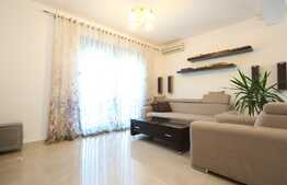 Casa 335 mp, teren 1013 mp, garaj, zona Padurea Faget!