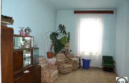 In zona exceptionala  44 mp pe Eroilor!