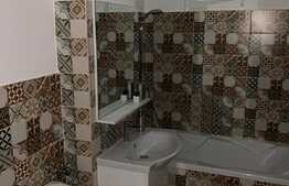 Apartament 3 camere, decomandat, 60 mp, zona Complex Mercur