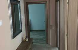 Apartament 3 camere, decomandat, 60 mp, zona Complex Mercur