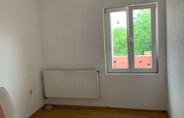 Apartament 2 camere, decomandat, zona de case, zona Traian Vuia