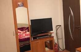 Apartament de vanzare, 2 camere, decomandat, 45 mp, Zona Terra!