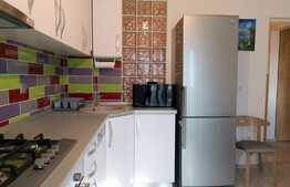 Apartament de lux, 55 mp, decomandat, parcare, zona Golden Tulip