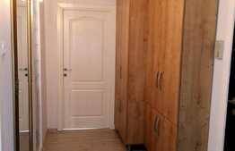 Apartament de lux, 55 mp, decomandat, parcare, zona Golden Tulip