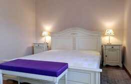 Apartament de lux, 55 mp, decomandat, parcare, zona Golden Tulip