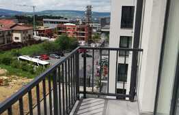 Totul nou, prima inchiriere, zona linistita si priveliste superba!