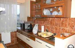 2 camere, 54 mp in zona Piata Mihai Viteazu!