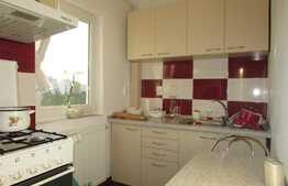 Cauti un apartament cu o camera, balcon, bucatarie separata si la un pret bun?