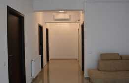 2 camere, 70 mp, mobilat lux, AC, imobil nou, zona strazii Traian