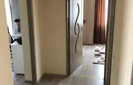 Apartament in vila, 3 camere, decomandat, garaj, boxa, zona Eremia Grigorescu