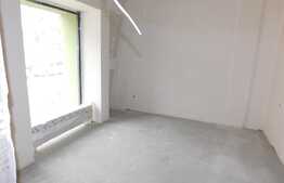 Triplex cu 5 camere, panorama deosebita, zona VIVO