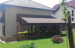 Casa potrivita familiei tale, aproape de oras intr-o zona aerisita!