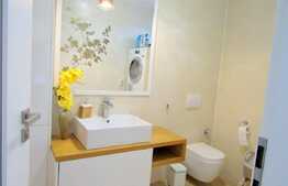 Vrei sa locuiesti in lux si sa ai o curte generoasa? Am gasit oferta potrivita!