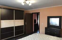 Apartament cu 3 camere in vila, mobilat modern, parcare, zona Ira!