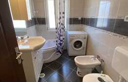 Apartament 2 camere, decomandat, loc parcare, zona strazii Eroilor!